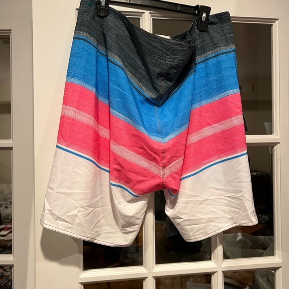 Rowe swim trunks - Picture 2 of 4